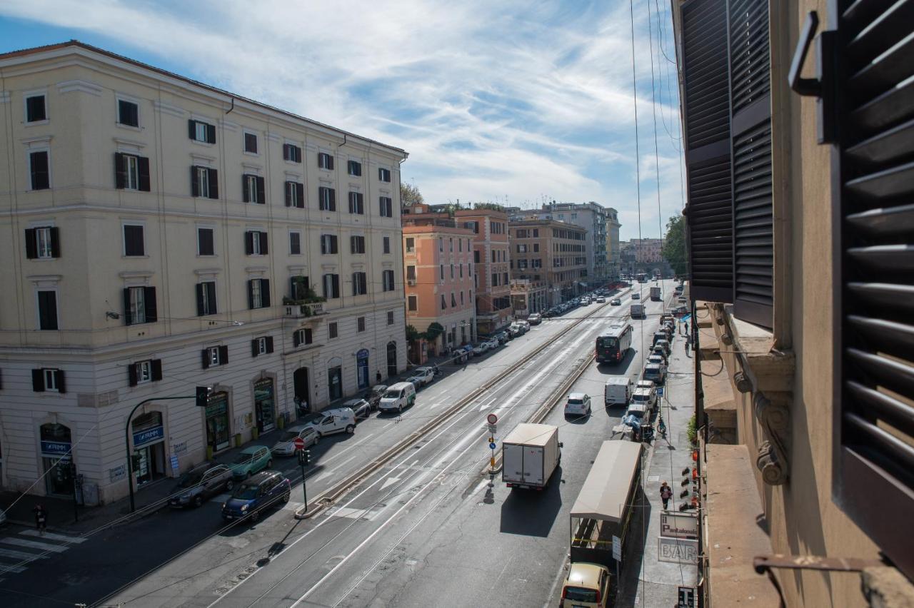 Dreams In Rome - Colosseum Apartment Εξωτερικό φωτογραφία